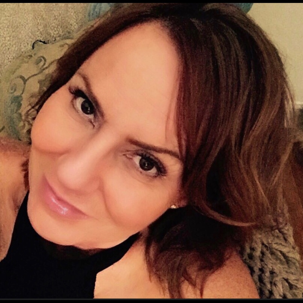 Meet your Posher, Becky